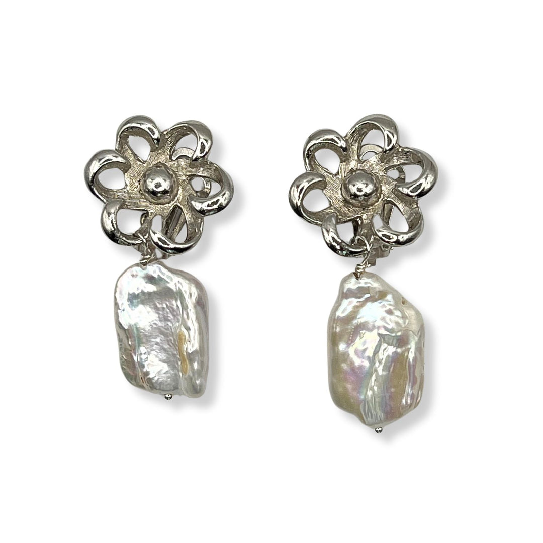 silver vintage flower clip with pearl