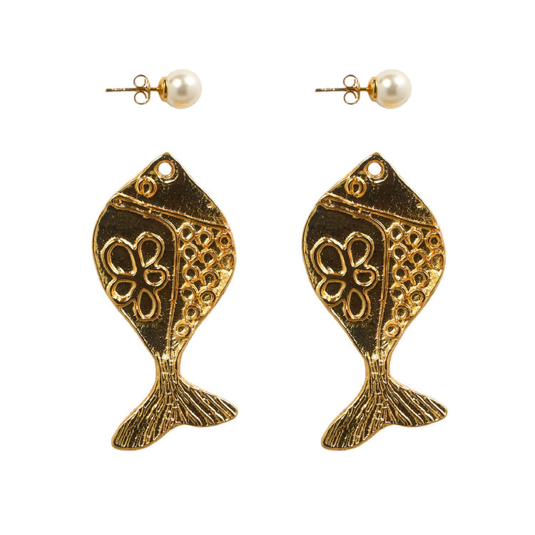 golden metal fish earrings with removable pearl 